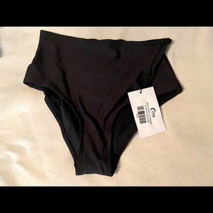 Zyia high waisted binky bottom medium